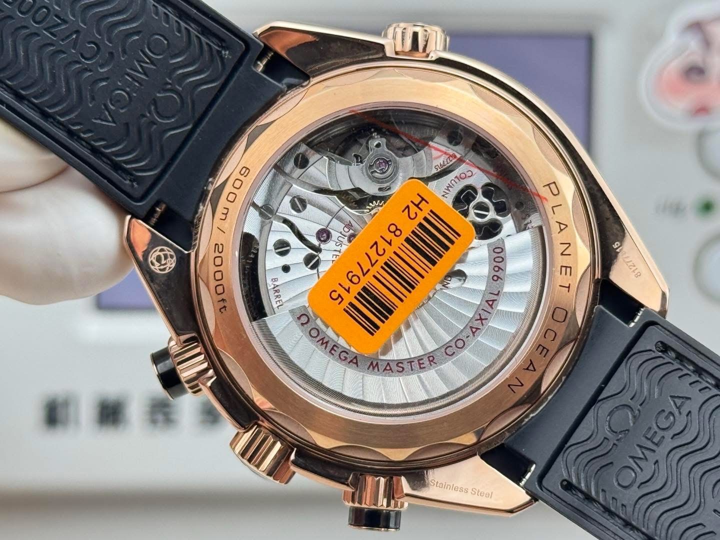 Omega Seamaster Planet Ocean 600M Chronograph – 1:1 Grade Watch | Rose Gold | Black Ceramic Dial - Image 3