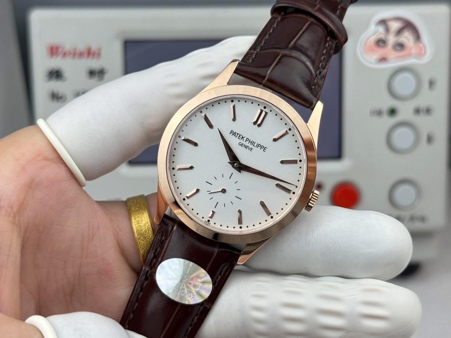 Patek Philippe Calatrava 5196R – 1:1 Grade Watch | Rose Gold | Manual-Winding - Image 9