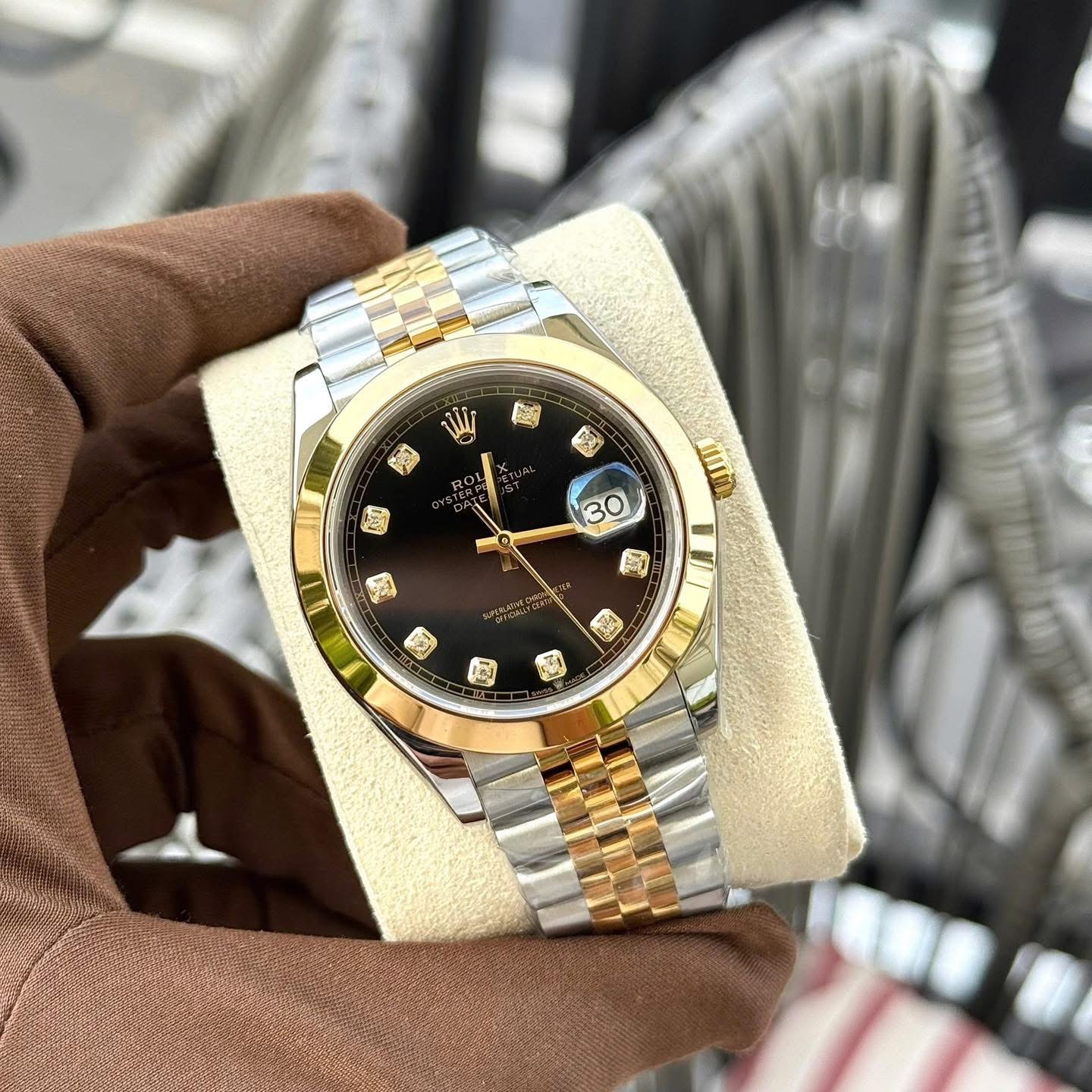 Rolex Datejust 126303 – 1:1 Grade Watch | Black Dial | Two-Tone Jubilee - Image 3