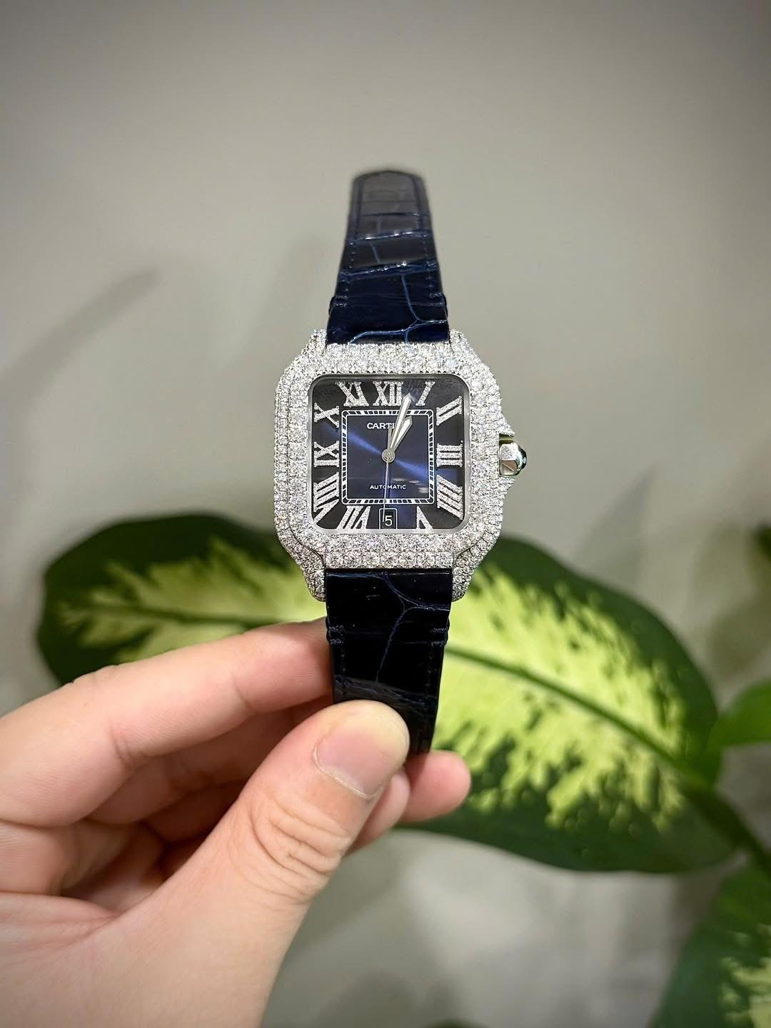 Cartier Santos – 1:1 Grade Watch | Blue Dial | Diamond-Style Bezel
