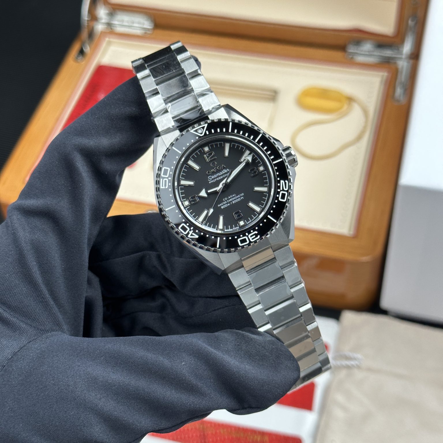 Omega Seamaster Planet Ocean 600M – 1:1 Grade Watch | Black Dial | 42mm