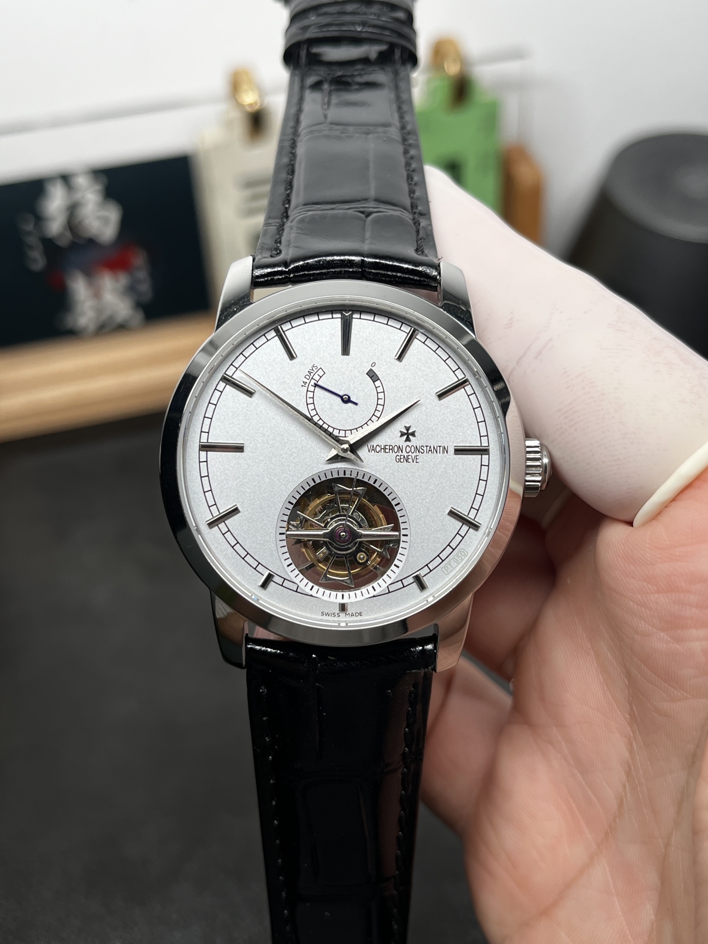 Vacheron Constantin Traditionnelle Tourbillon – 1:1 Grade Watch | Silver Dial | Leather Strap