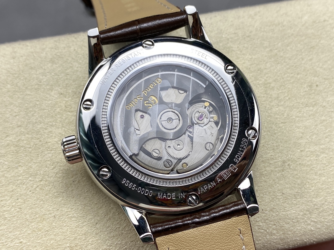 Grand Seiko Elegance Hi-Beat 36000 GMT SBGJ273 – 1:1 Grade Watch | Red Dial | Leather Strap - Image 4