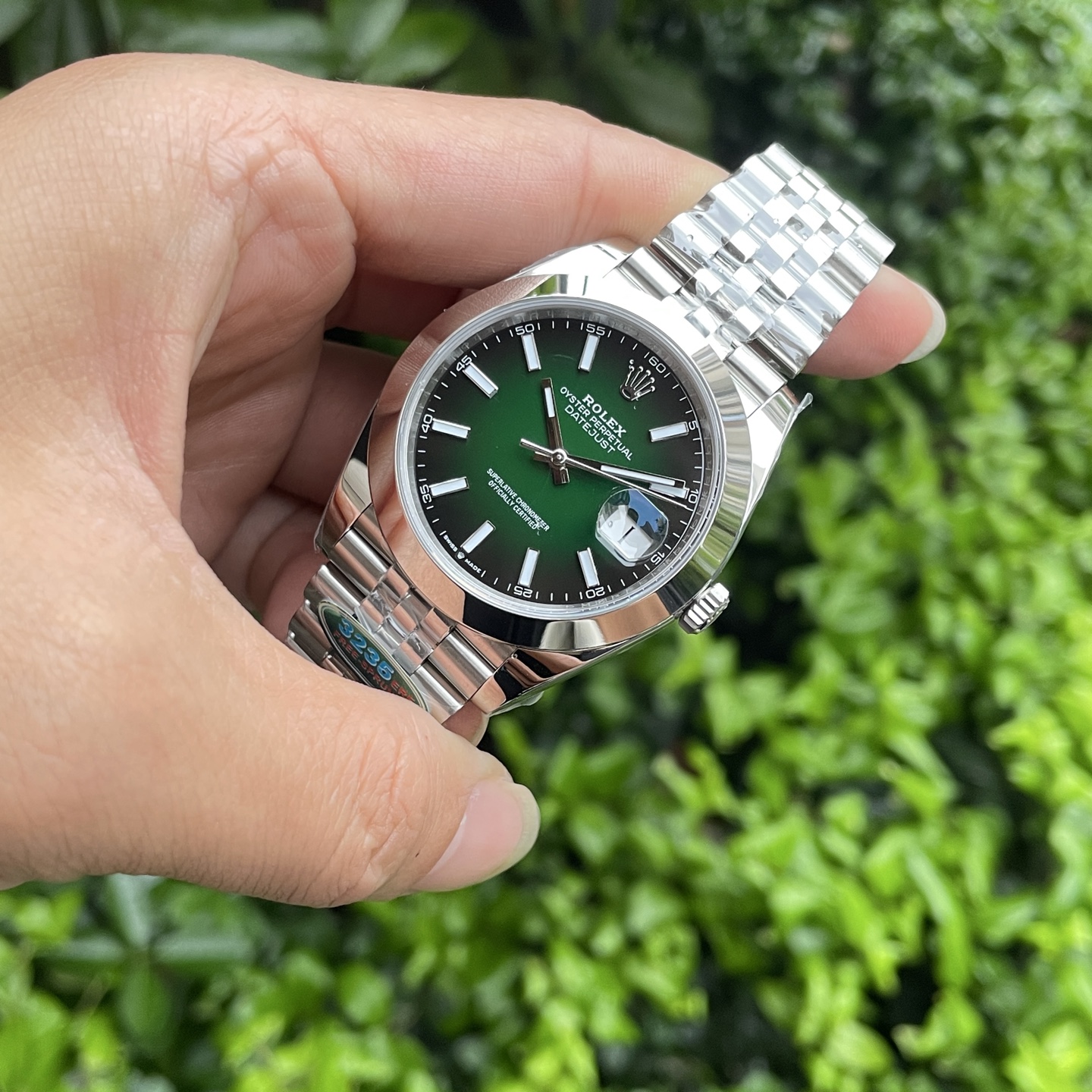 Rolex Datejust 41 126300 – 1:1 Grade Watch | Mint Green Dial | Jubilee Bracelet - Image 4