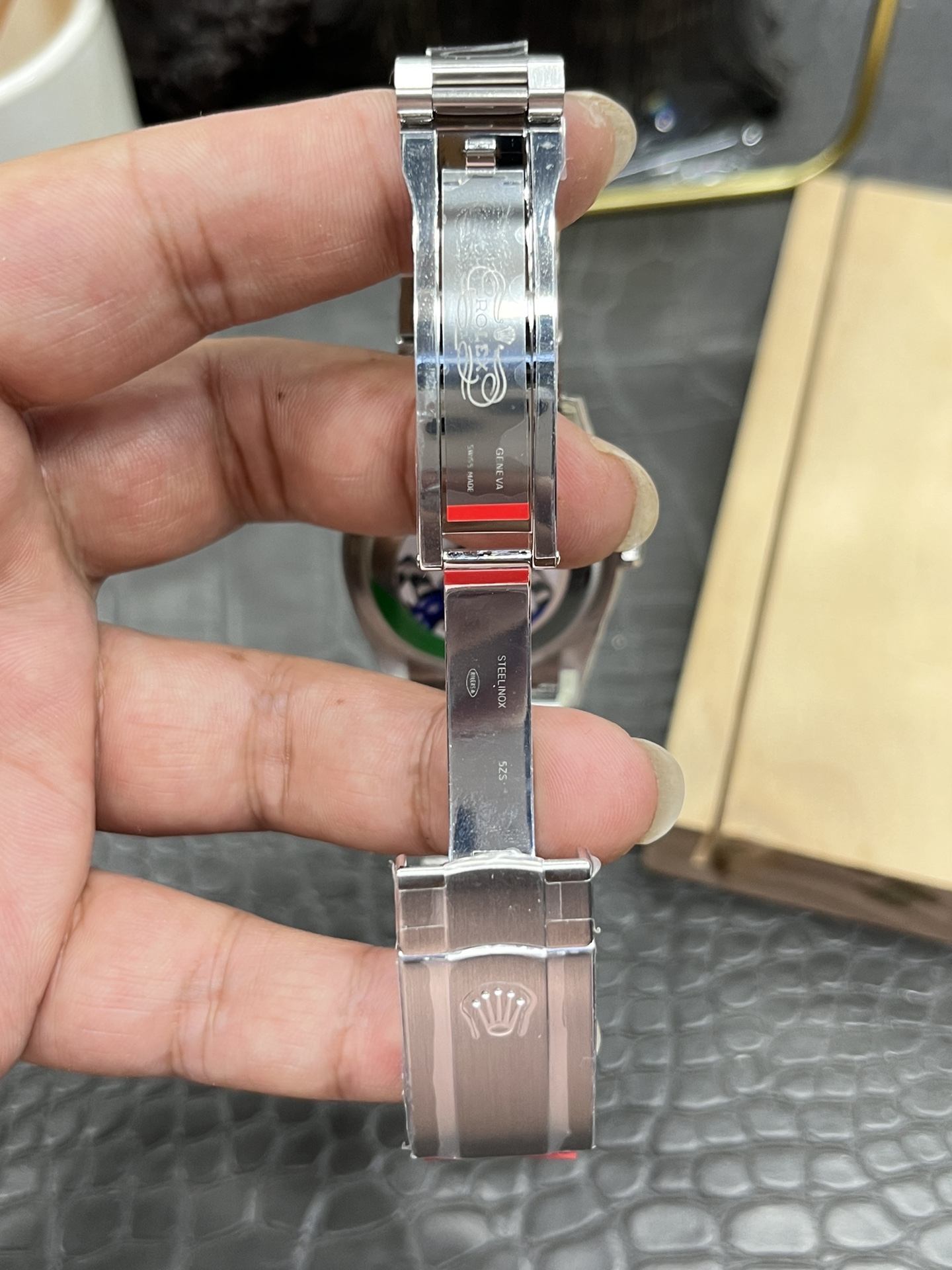 Rolex Oyster Perpetual “Celebration Dial” – 1:1 Grade Watch | Turquoise Bubble Dial | Oyster Bracelet (36mm / 41mm) - Image 8