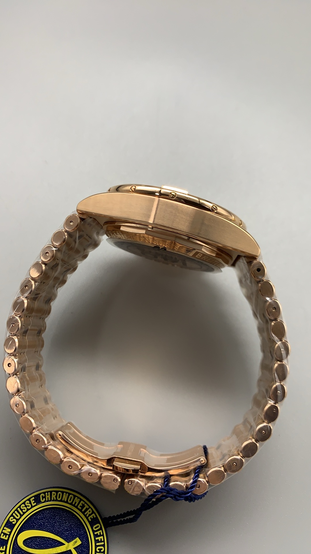Breitling Chronomat B01 42 “Haaland Edition” – 1:1 Grade Watch | Meteorite Dial | Gold Tone Bracelet - Image 5