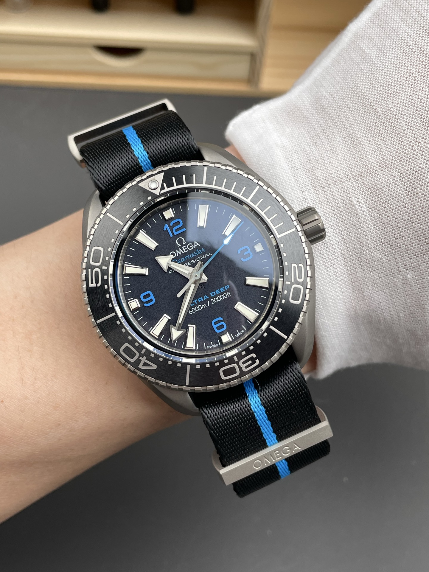 Omega Seamaster Planet Ocean 6000M Ultra Deep 45.5mm Titanium Black Dial Swiss 1:1 Grade Watch - Image 9