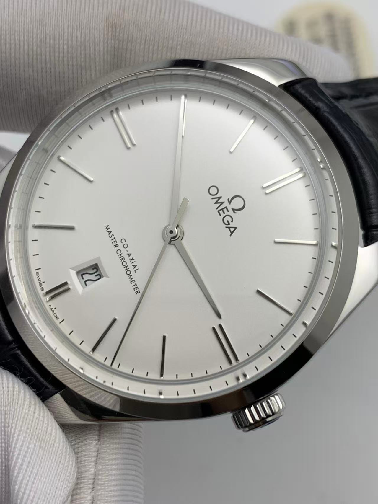 Omega De Ville Trésor Co-Axial Master Chronometer 40mm Silver Dial Swiss 1:1 Grade Watch - Image 3