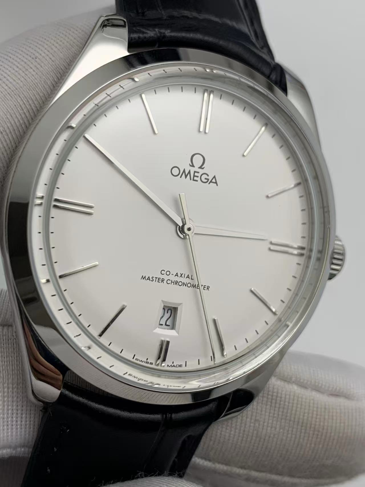 Omega De Ville Trésor Co-Axial Master Chronometer 40mm Silver Dial Swiss 1:1 Grade Watch - Image 4