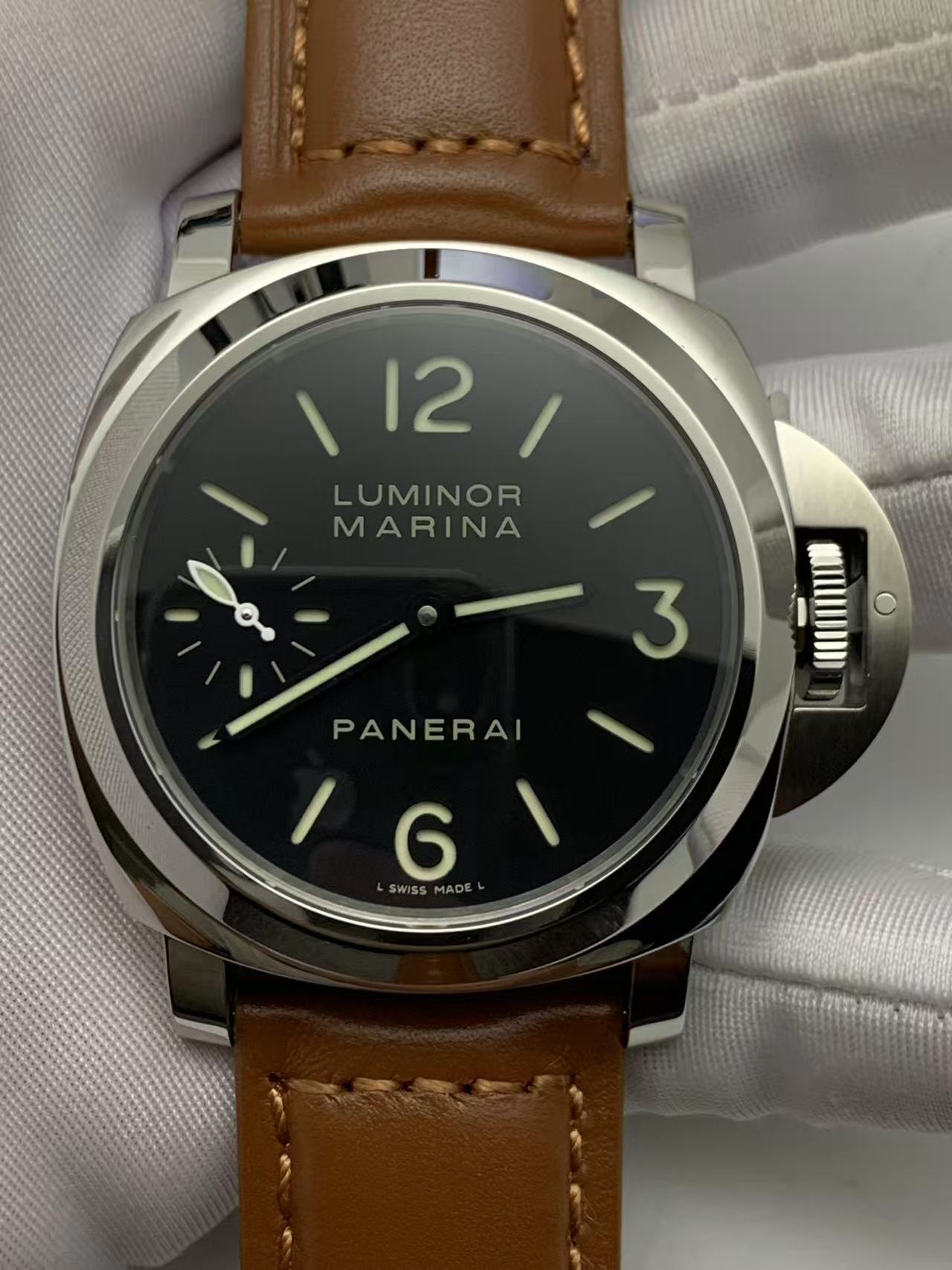 Panerai Luminor Marina PAM00111 44mm Black Dial Swiss 1:1 Grade Watch