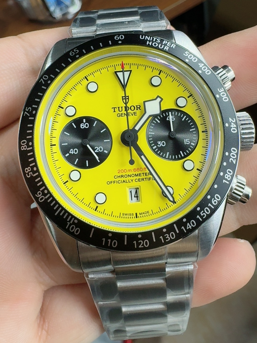 Tudor Black Bay Chrono 39 “Bumblebee” Yellow Dial Swiss 1:1 Grade Watch - Image 4