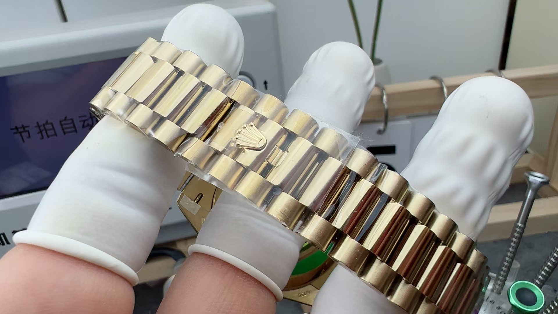 Rolex Day-Date 40 Yellow Gold Black Baguette Diamond Dial Swiss 1:1 Grade Watch - Image 7