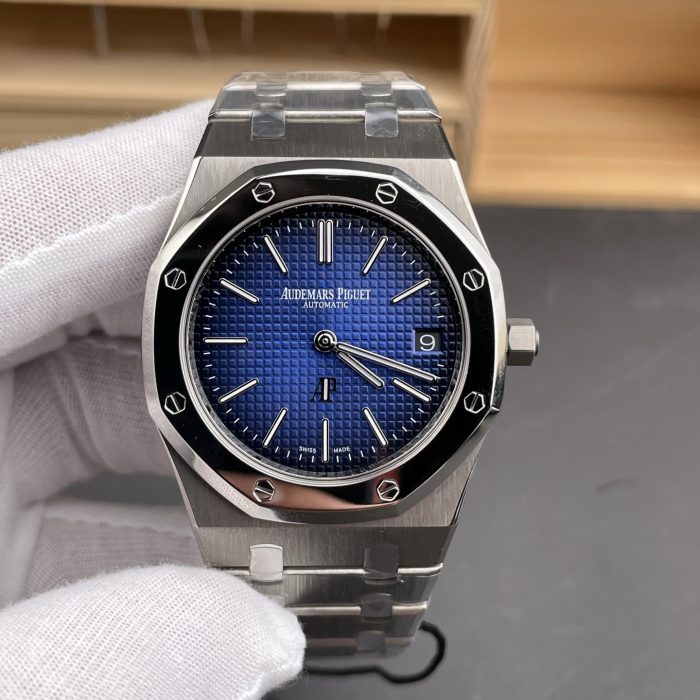 Audemars Piguet Royal Oak Jumbo Extra-Thin Blue “Grande Tapisserie” Dial Swiss 1:1 Grade Watch