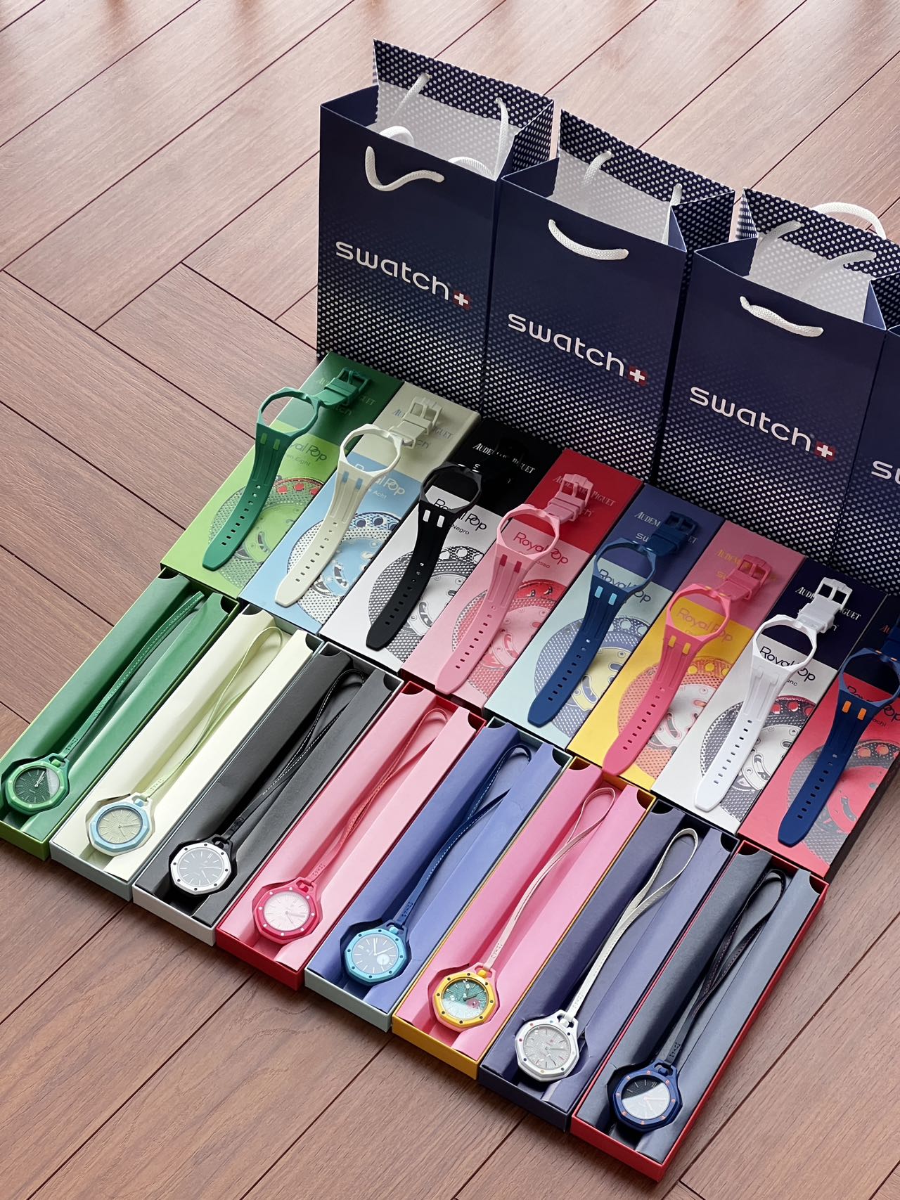 AP x Swatch Royal Pop “Green Eight” Bioceramic Swiss 1:1 Grade Watch - Image 5