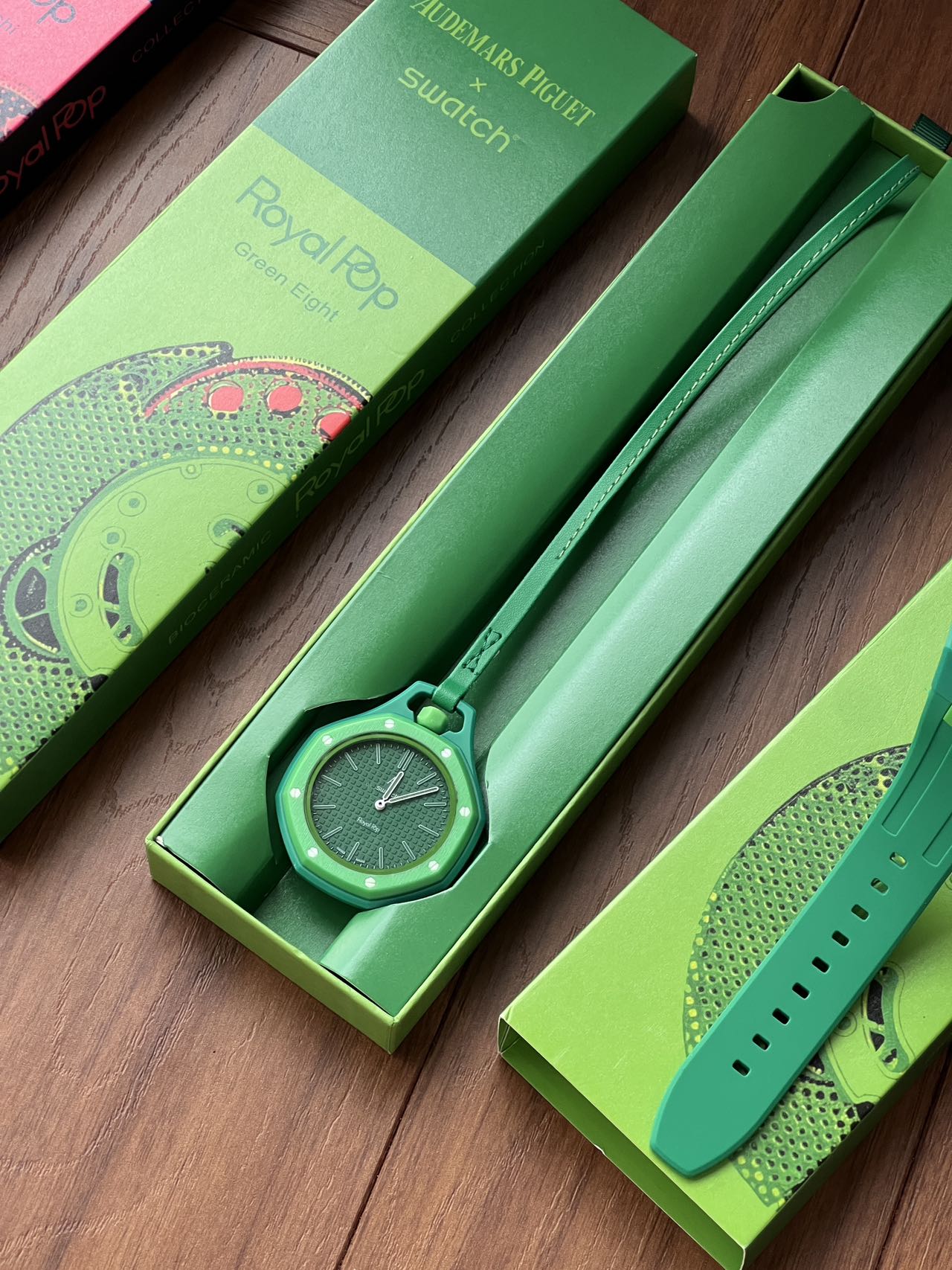 AP x Swatch Royal Pop “Green Eight” Bioceramic Swiss 1:1 Grade Watch - Image 3