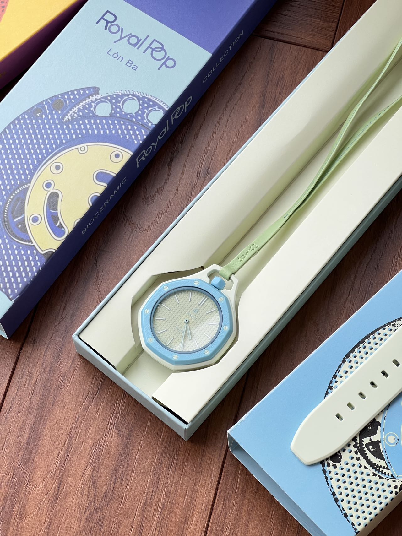 AP x Swatch Royal Pop “Lon Ba” Bioceramic Swiss 1:1 Grade Watch - Image 3