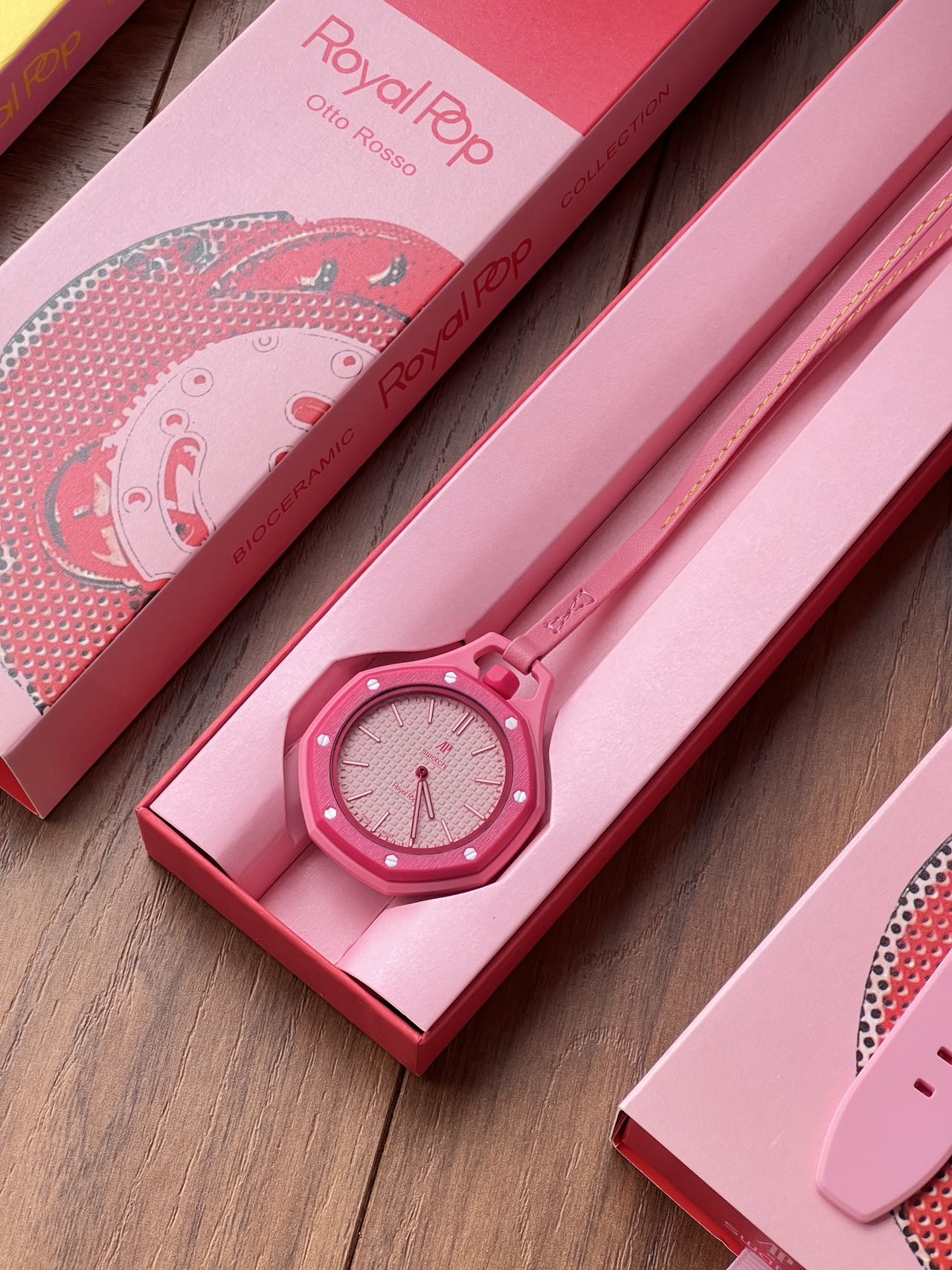 AP x Swatch Royal Pop “Otto Rosso” Bioceramic Swiss 1:1 Grade Watch - Image 3