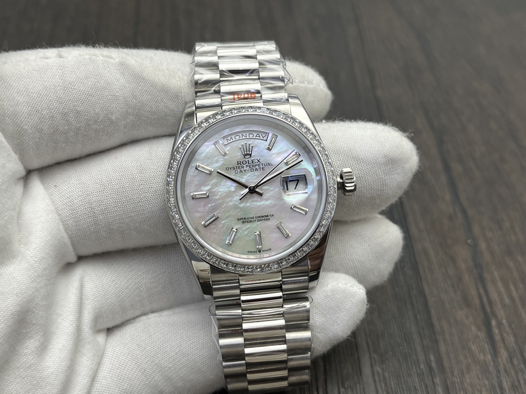Rolex Day-Date 36mm Mother of Pearl Dial Swiss 1:1 Grade Watch - Image 2
