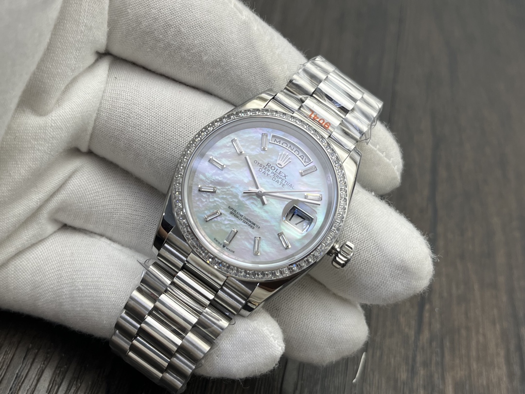 Rolex Day-Date 36mm Mother of Pearl Dial Swiss 1:1 Grade Watch - Image 3