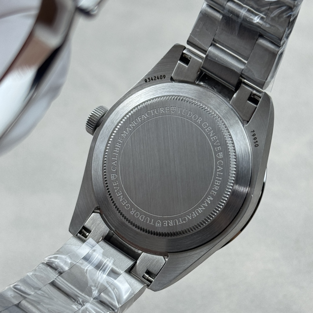 Tudor Ranger 39mm Black Domed Dial Stainless Steel Bracelet Swiss 1:1 Grade Watch - Image 8